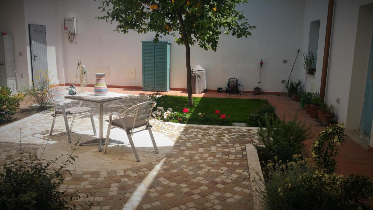 B&b-Le Rondini Monserrato Exterior foto