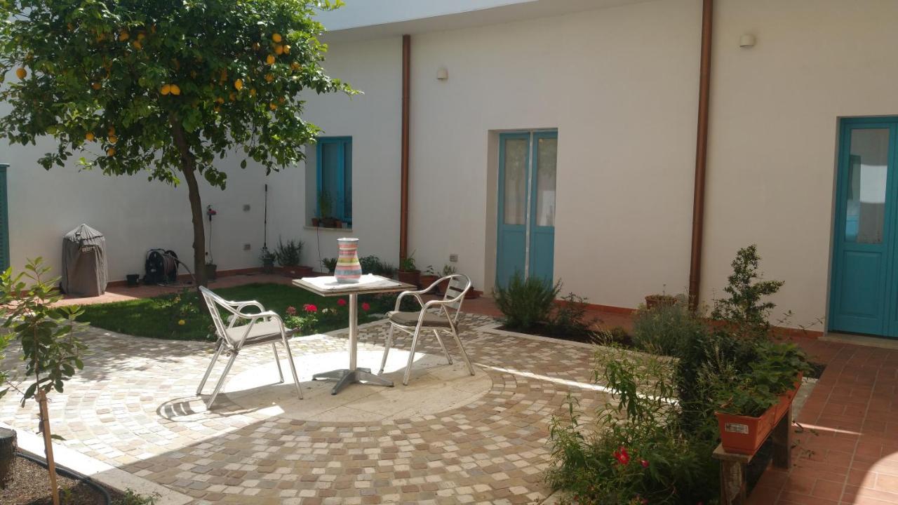 B&b-Le Rondini Monserrato Exterior foto